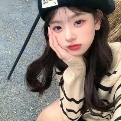 葛洛莉亚·贝尔